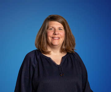 Head shot image of Deanna Morris
